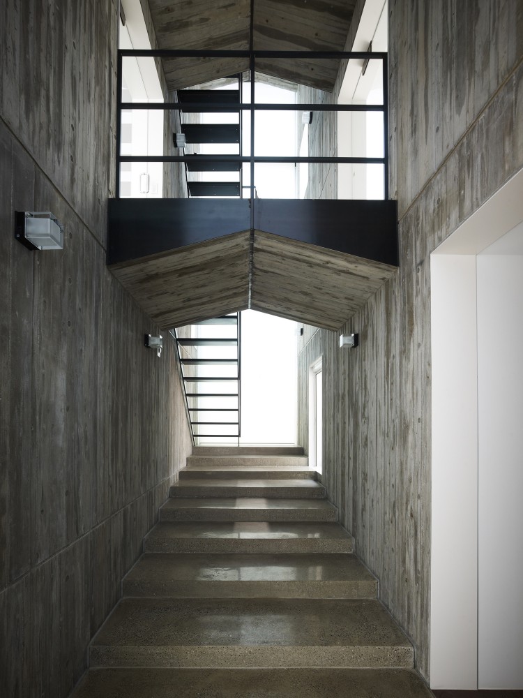 Takanawa House / Hiroyuki Ito + O.F.D.A.