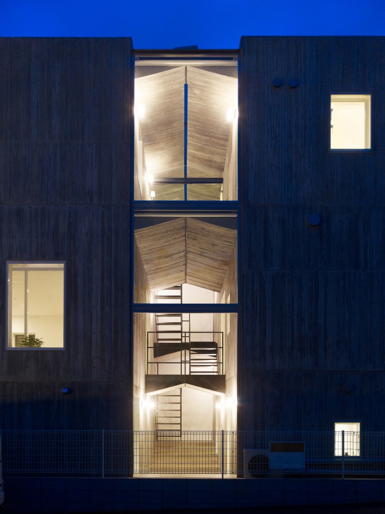 Takanawa House / Hiroyuki Ito + O.F.D.A.