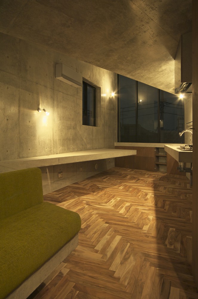 Okusawa House / Hiroyuki Ito + O.F.D.A.
