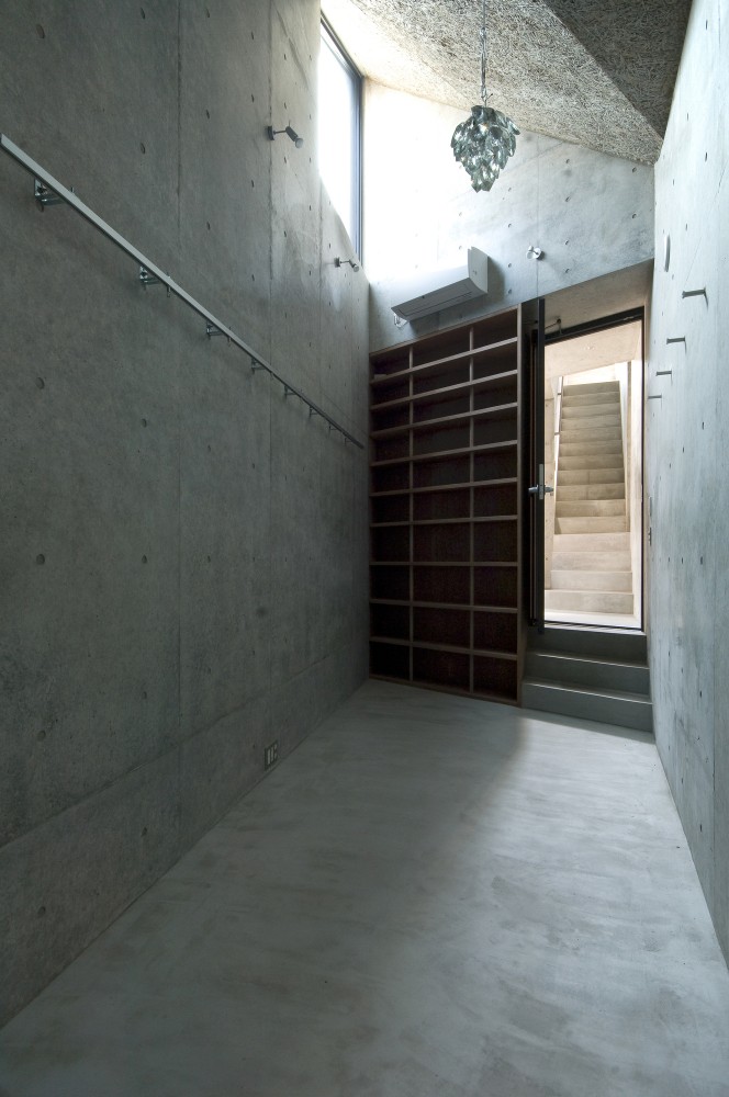 Okusawa House / Hiroyuki Ito + O.F.D.A.
