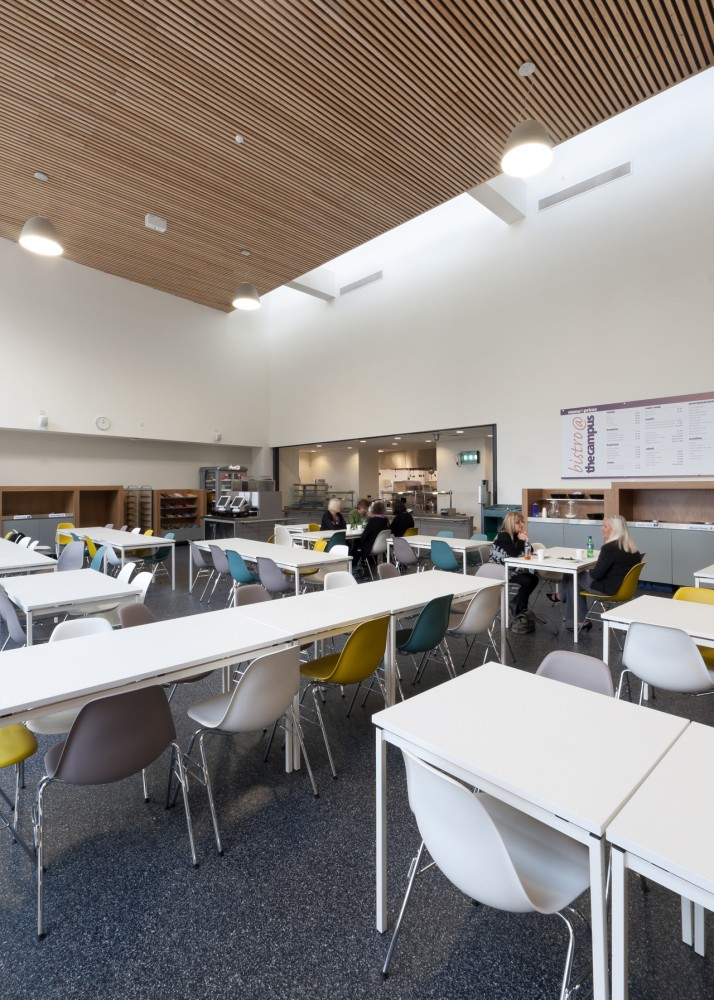 Forth Valley College / Reiach and Hall Architects