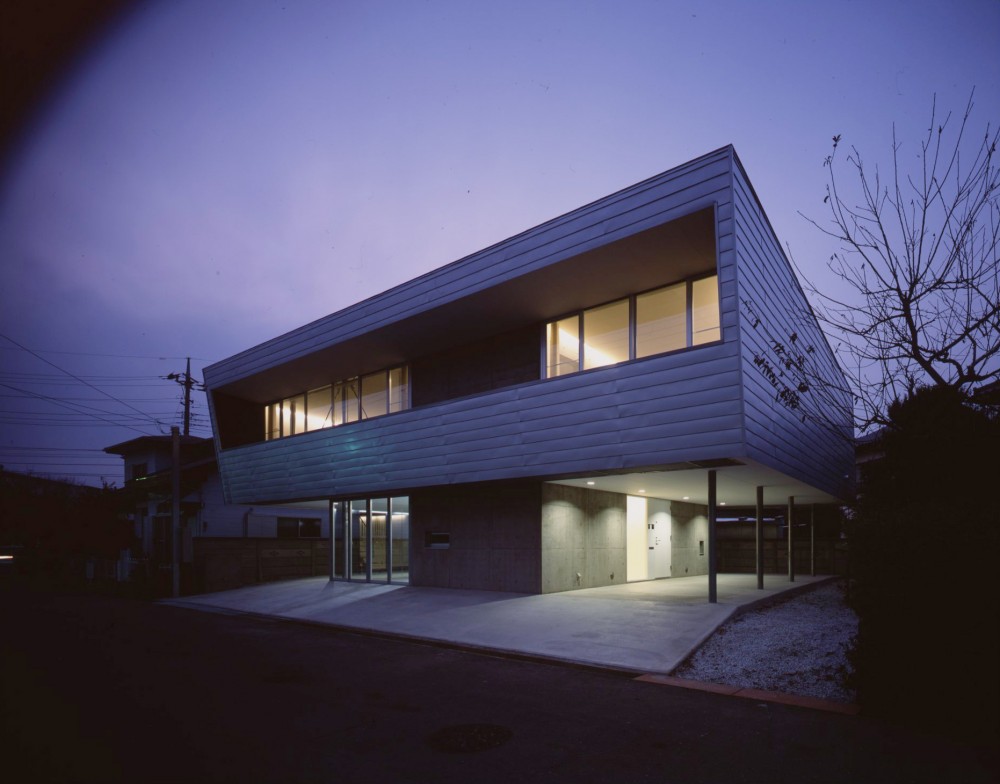 House in Sakado / LEVEL Architects