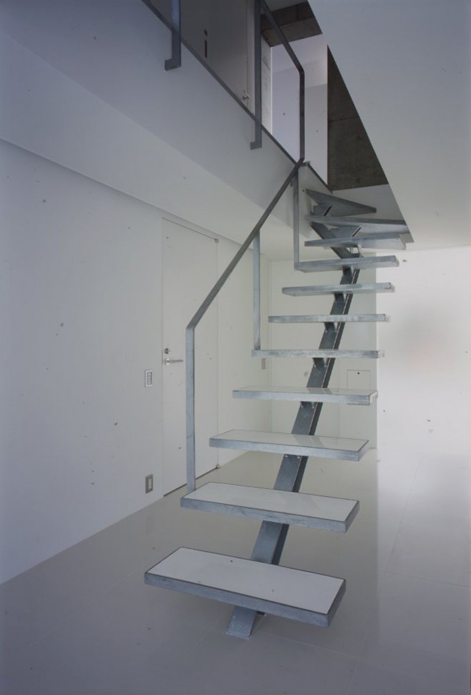 House in Sakado / LEVEL Architects