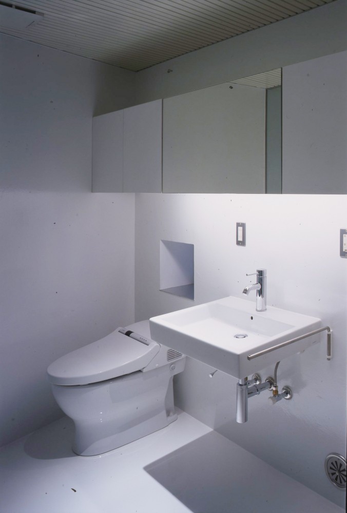 House in Sakado / LEVEL Architects