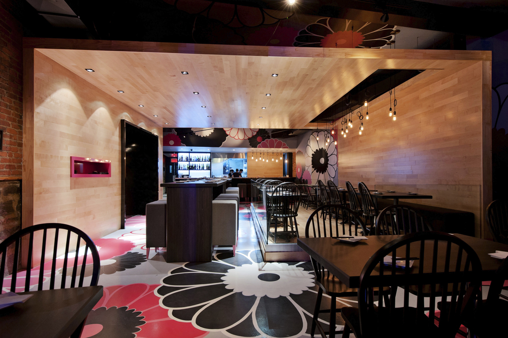 Bistro Japonais Kinoya / Jean De Lessard