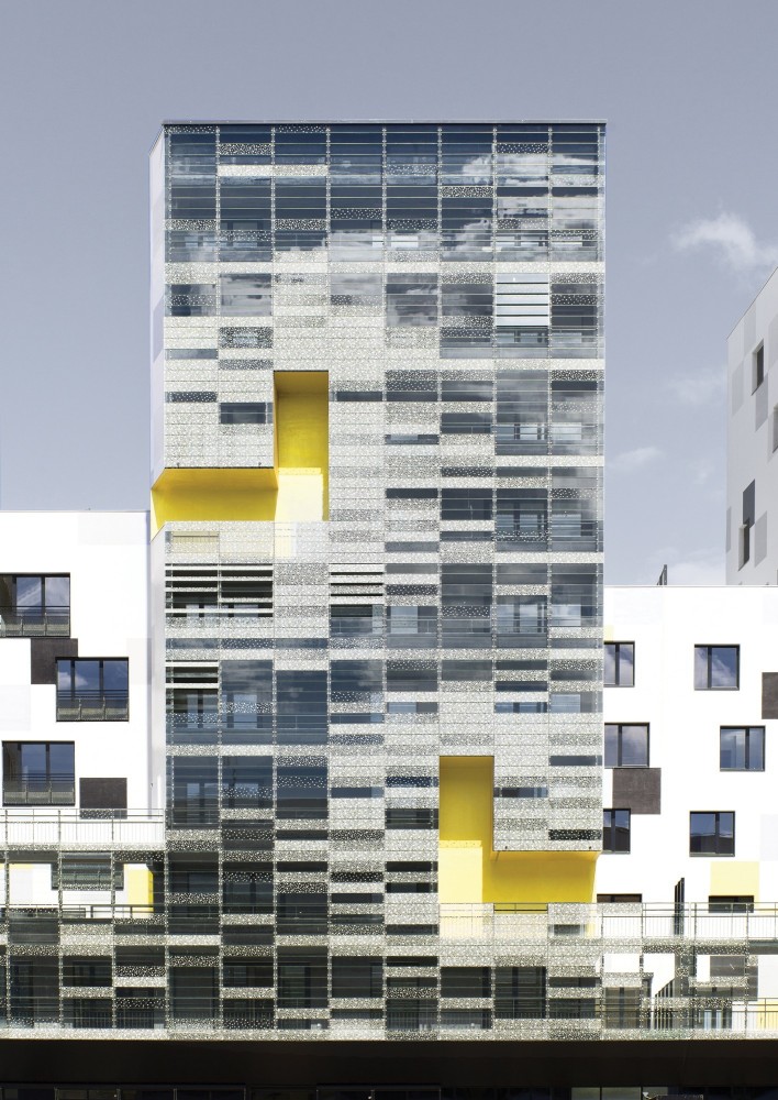 Apartment Blocks in Nanterre / X-TU
