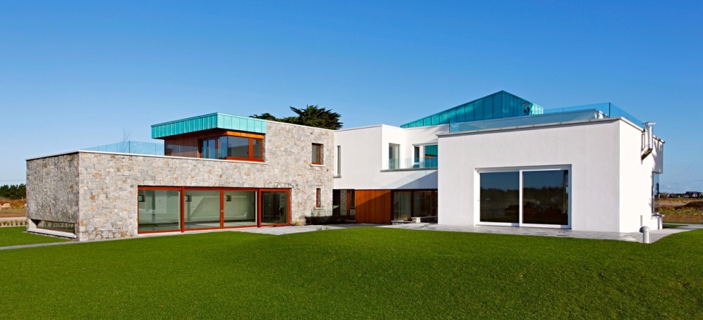 Longacres House / Damien Murtagh
