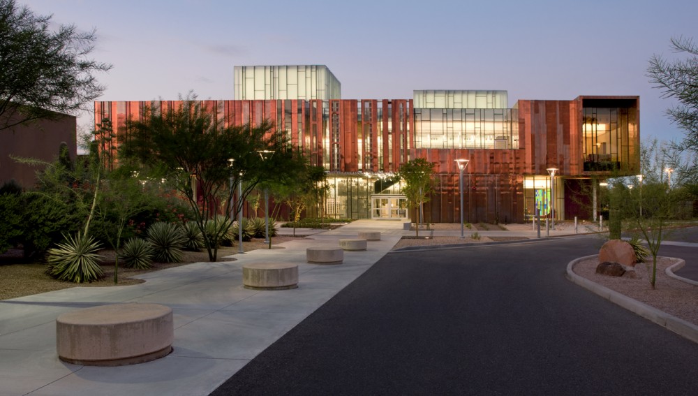 South Mountain Community Library / Richärd+Bauer
