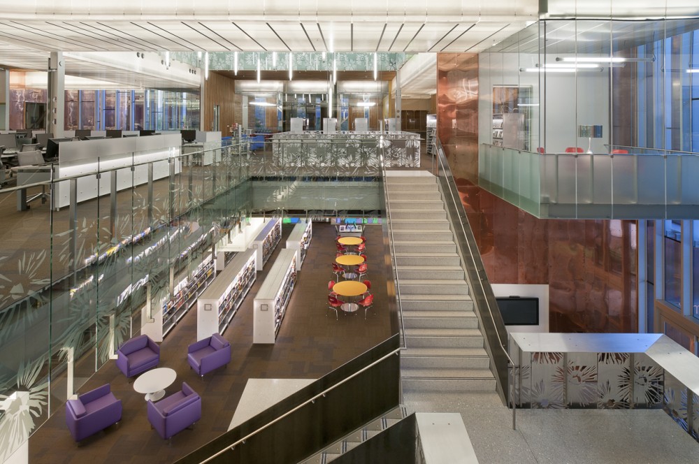 South Mountain Community Library / Richärd+Bauer