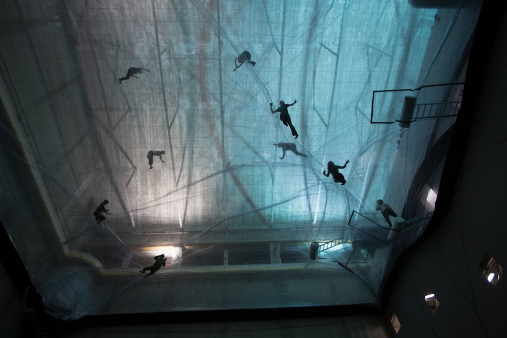 ‘On Space Time Foam’ Exhibition / Studio Tomas Saraceno