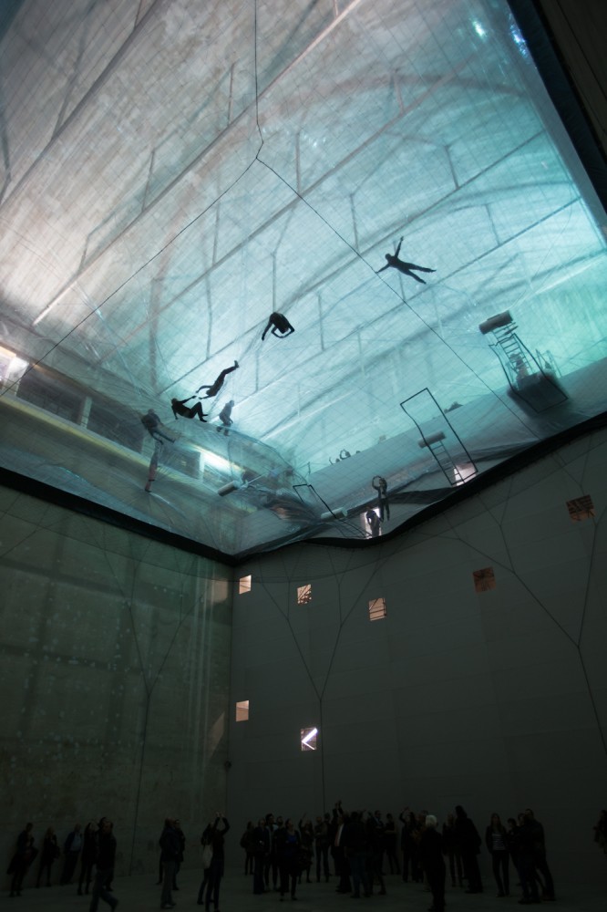 ‘On Space Time Foam’ Exhibition / Studio Tomas Saraceno