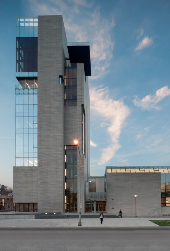 Logan Center for the Arts, University of Chicago / Tod Williams Billie Tsien Architects