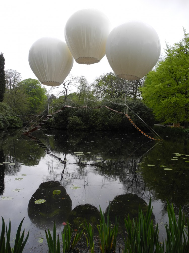 Pont de Singe Installation / Olivier Grossetête