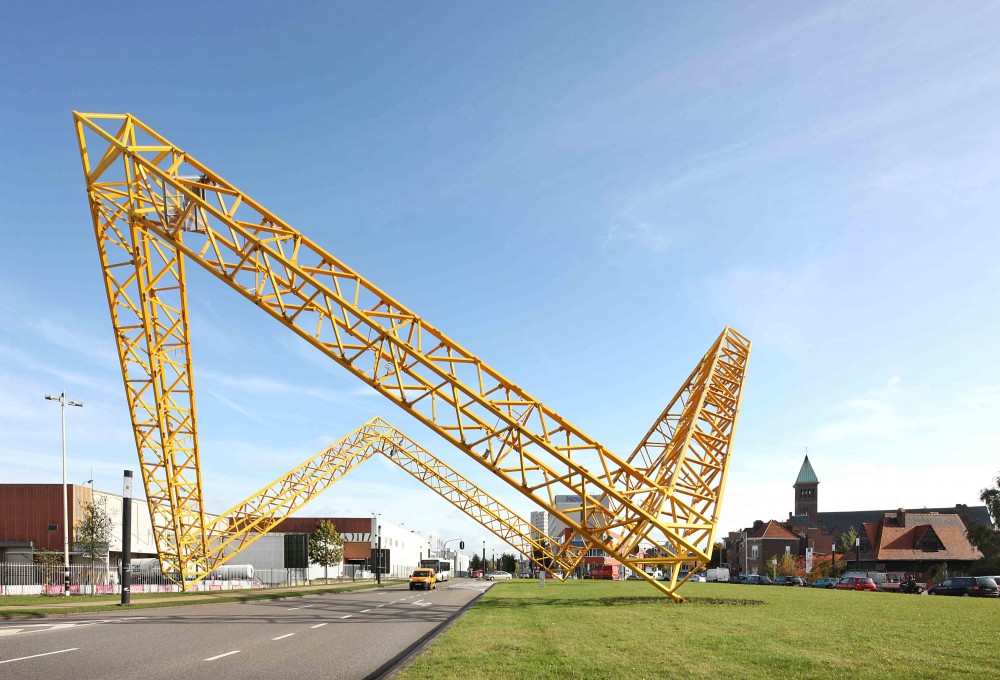 Framework Sculpture / Gijs Van Vaerenbergh