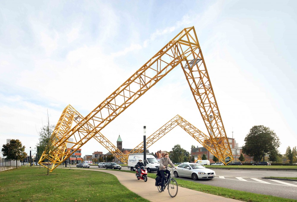 Framework Sculpture / Gijs Van Vaerenbergh