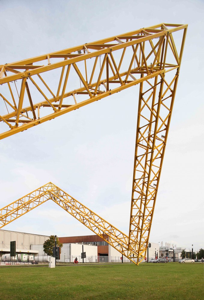 Framework Sculpture / Gijs Van Vaerenbergh