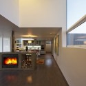 Casa Lucernas / 01 Arq Inside_view_into_the_kitchen