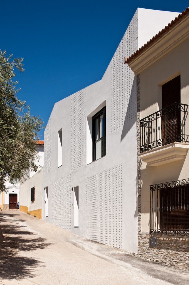 Two Social Housing, Miguel Sesmero Tower / GAas architecture studio