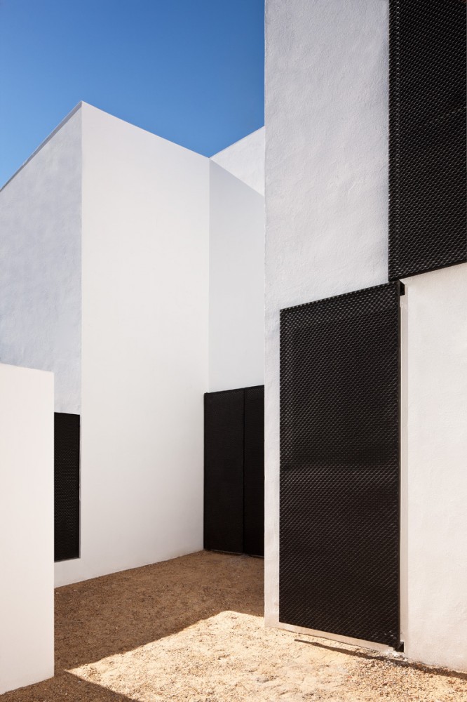 Two Social Housing, Miguel Sesmero Tower / GAas architecture studio