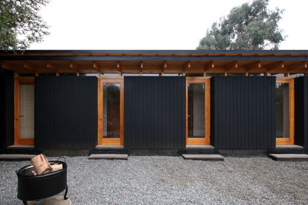Enlargement of Los Alamos House / Rodrigo Piwonka Ariztía + Juan Luis Martínez Nahuel