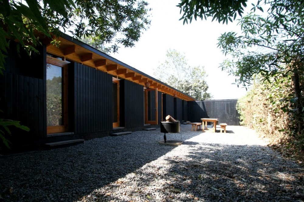 Enlargement of Los Alamos House / Rodrigo Piwonka Ariztía + Juan Luis Martínez Nahuel