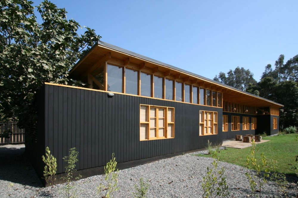 Enlargement of Los Alamos House / Rodrigo Piwonka Ariztía + Juan Luis Martínez Nahuel