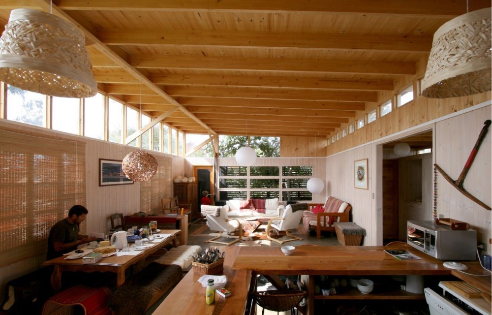 Enlargement of Los Alamos House / Rodrigo Piwonka Ariztía + Juan Luis Martínez Nahuel