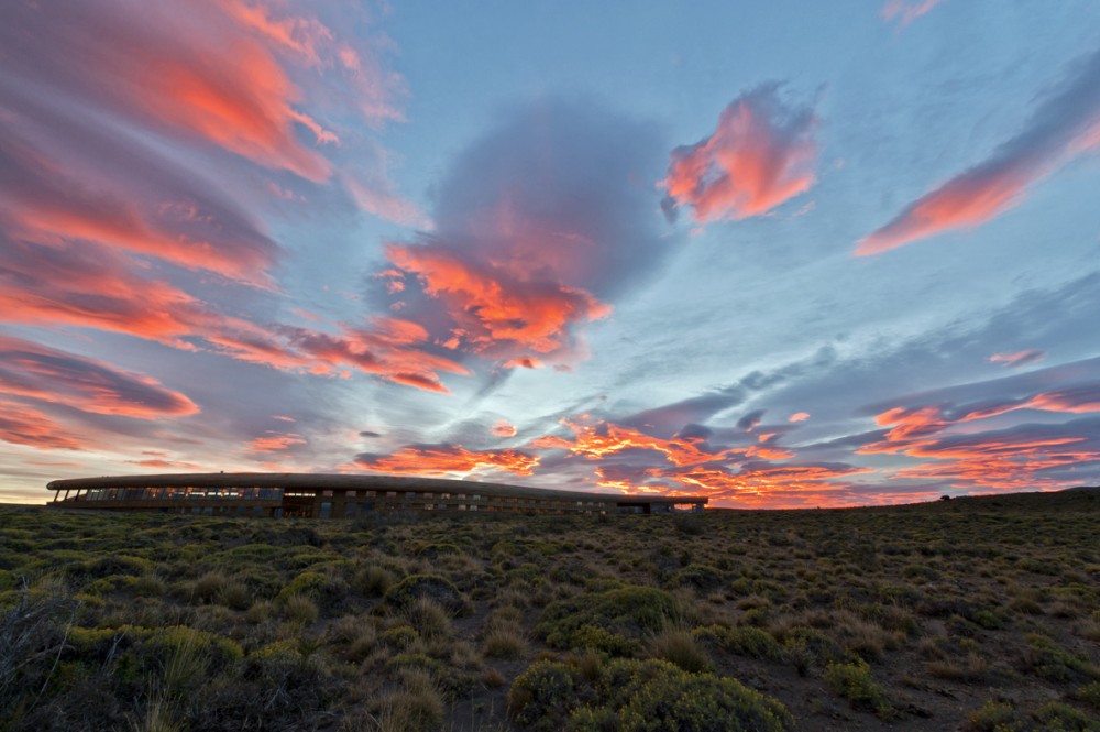 Hotel Tierra Patagonia / Cazu Zegers Arquitectura