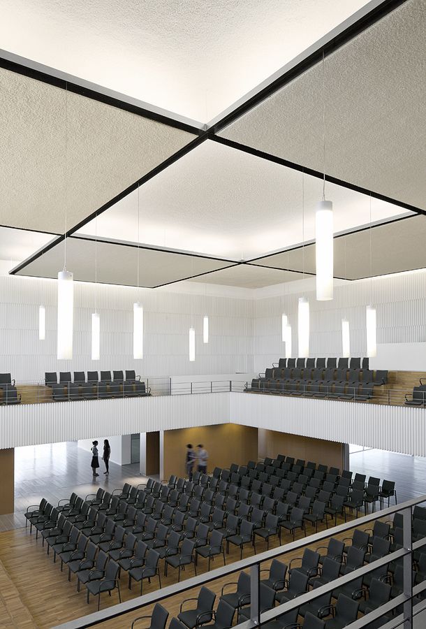 Evangelical Temple in Terrassa / OAB