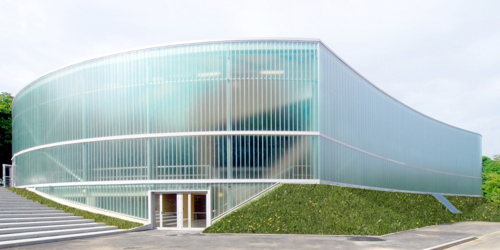 Shining Lighthouse in Belfort / Archi5