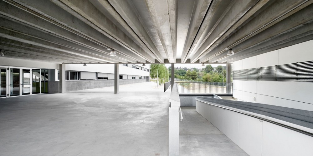 Sant Esteve Sesrovires Institute  / Jordi Farrando