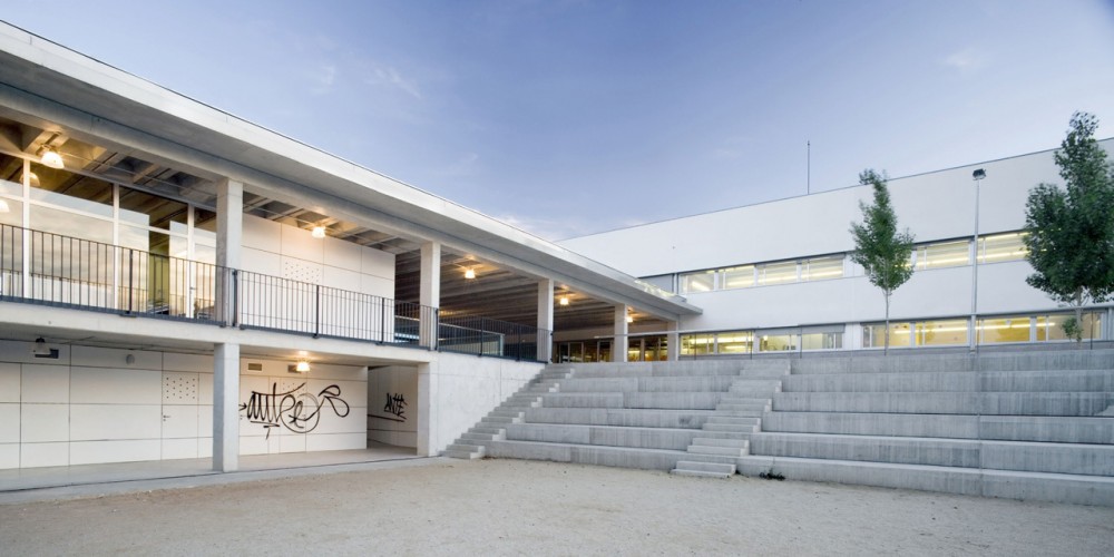 Sant Esteve Sesrovires Institute  / Jordi Farrando