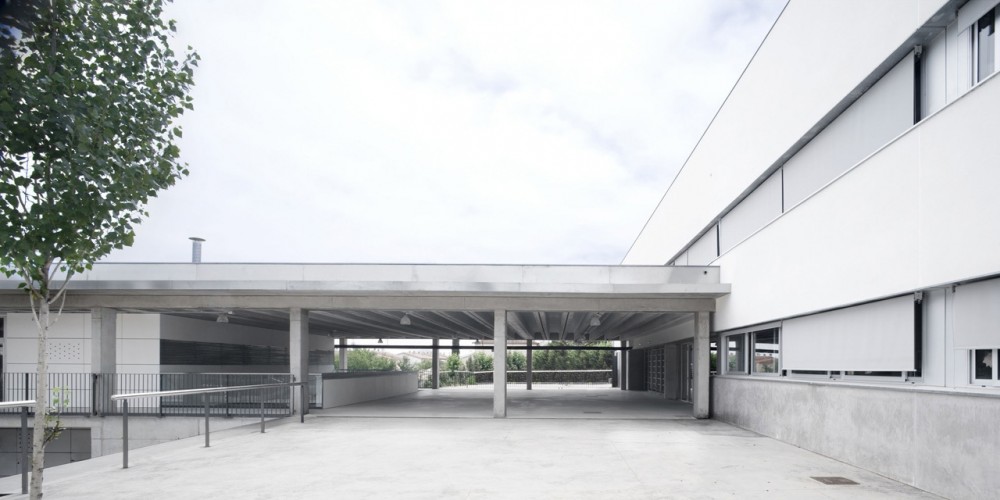 Sant Esteve Sesrovires Institute  / Jordi Farrando