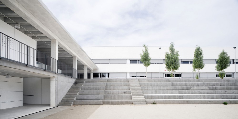 Sant Esteve Sesrovires Institute  / Jordi Farrando