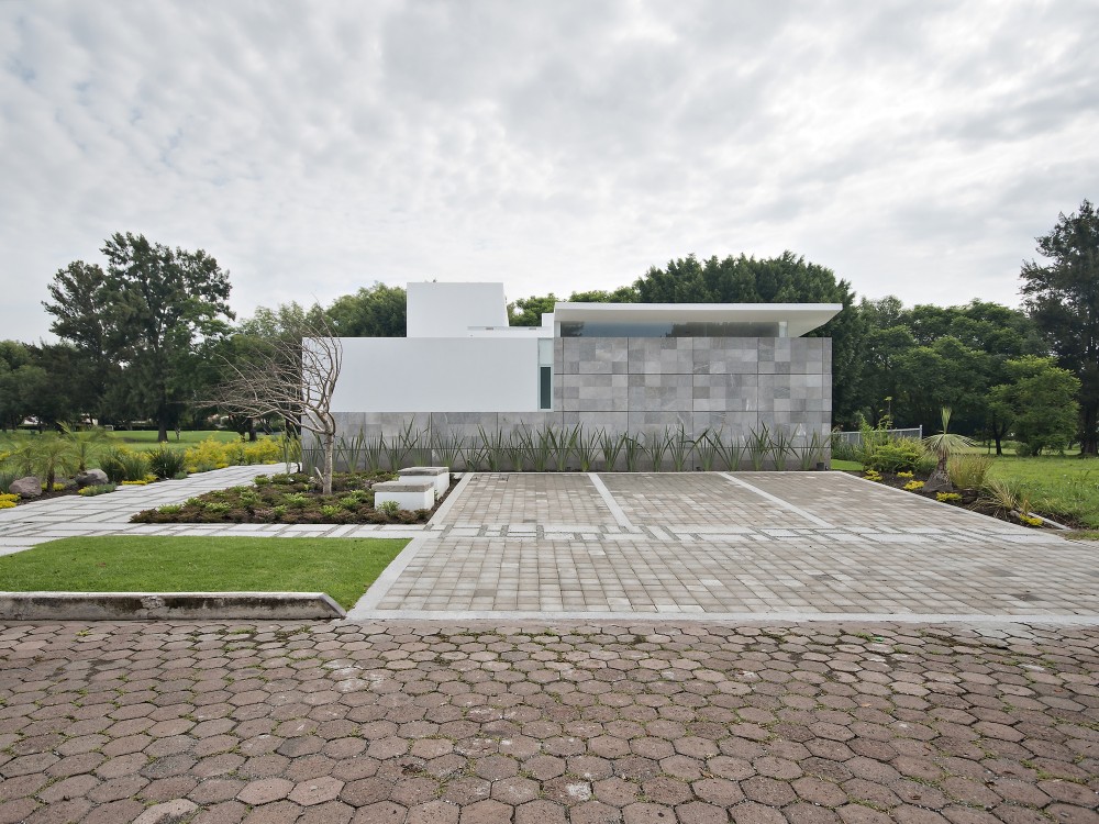 Casa SP11 / JAR jaspeado arquitectos