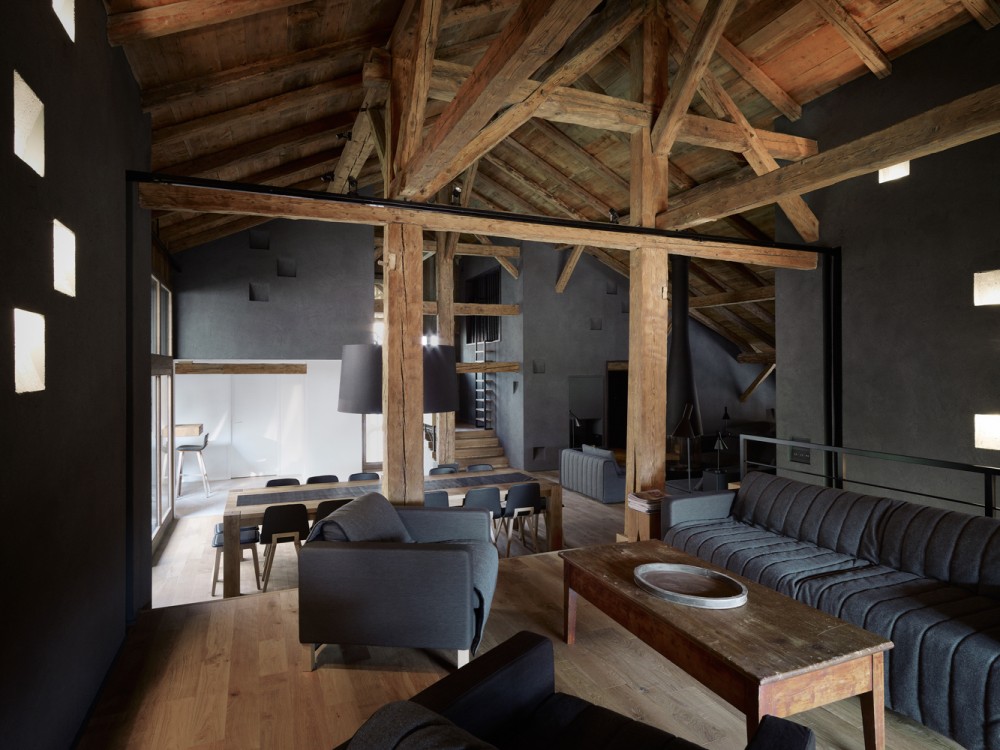 Villa Solaire / JKA + FUGA