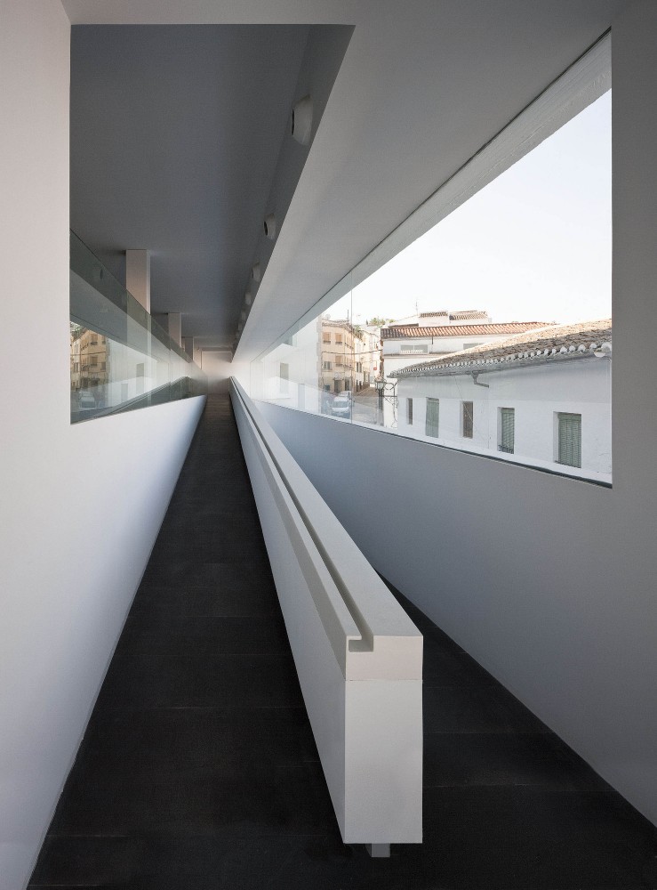 Cultural Centre and the New City Hall / Ramón Fernández-Alonso y Asociados