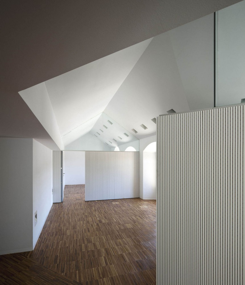 Cultural Centre and the New City Hall / Ramón Fernández-Alonso y Asociados