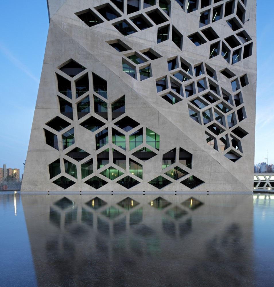 Bicentennial Civic Center / Lucio Morini + GGMPU Arquitectos