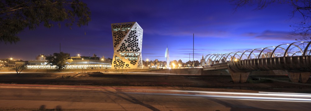 Bicentennial Civic Center / Lucio Morini + GGMPU Arquitectos