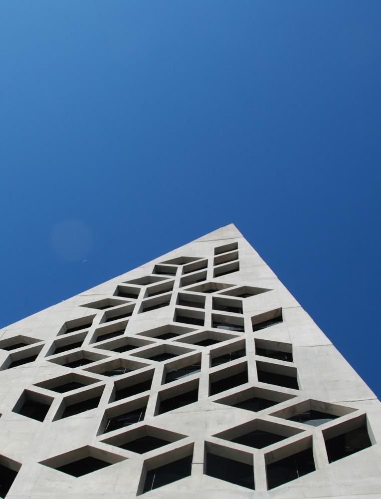 Bicentennial Civic Center / Lucio Morini + GGMPU Arquitectos