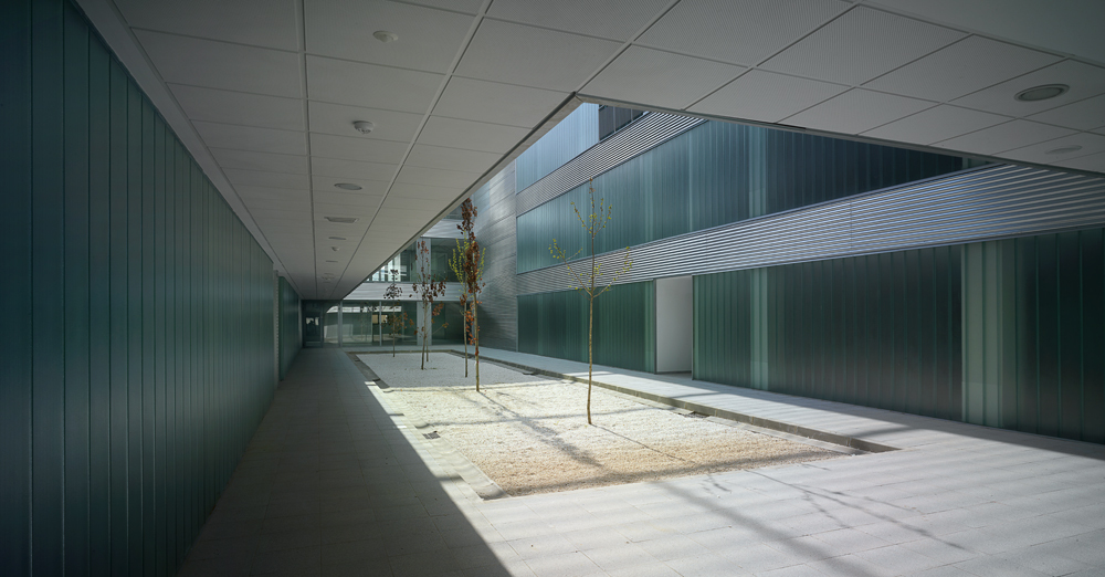 Technology Center of the Extremadura University / Fernández del Castillo Arquitectos