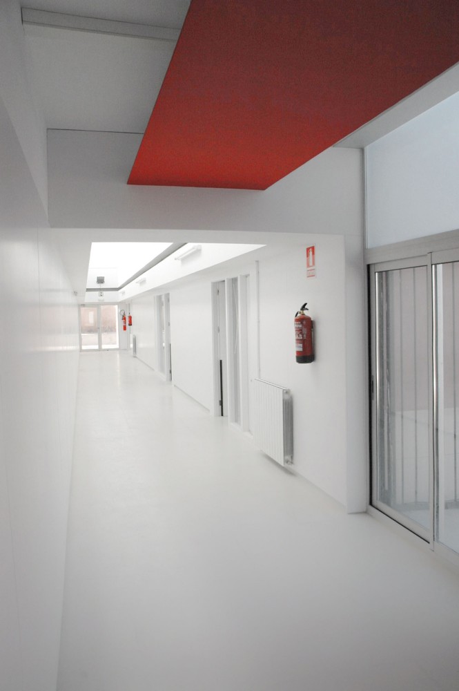 La Fatarella School / Héctor Jala & Mònica Moreno
