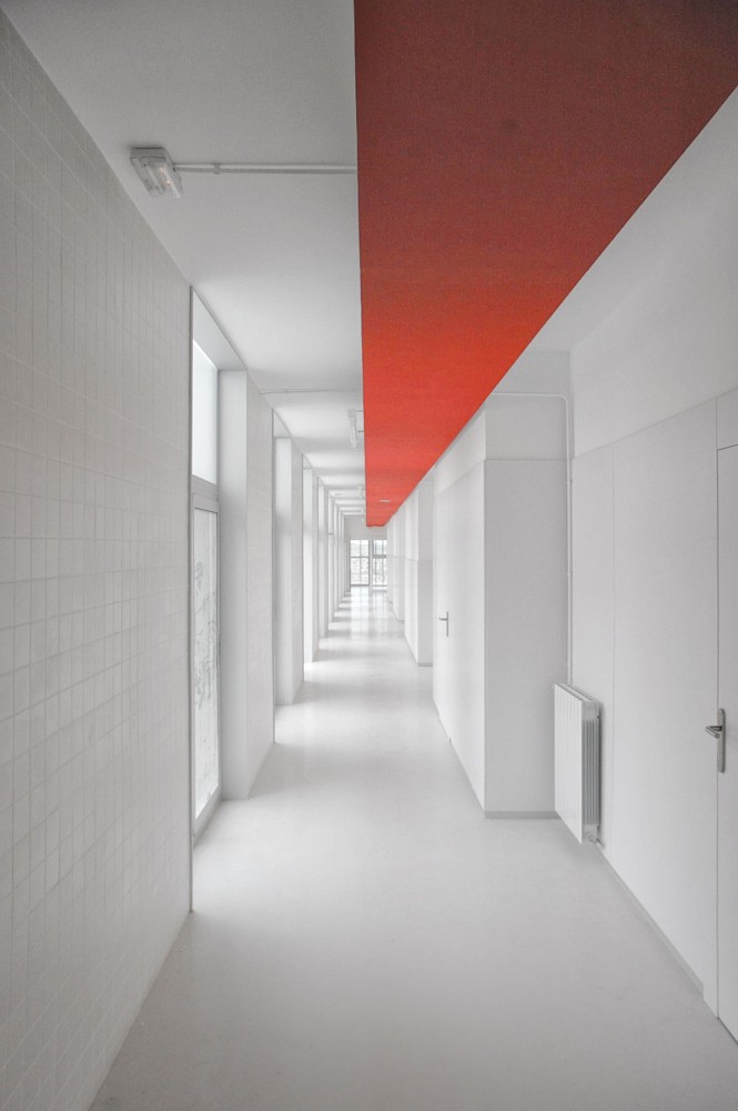 La Fatarella School / Héctor Jala & Mònica Moreno