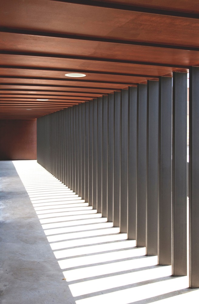 La Fatarella School / Héctor Jala & Mònica Moreno