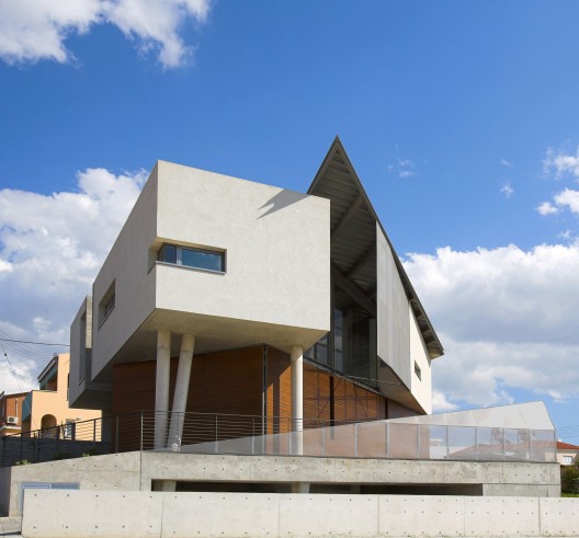 Courtesy of Simpraxis Architects