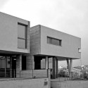 House 0214 / Simpraxis Architects House 0214 / Simpraxis Architects Courtesy of Simpraxis Architects