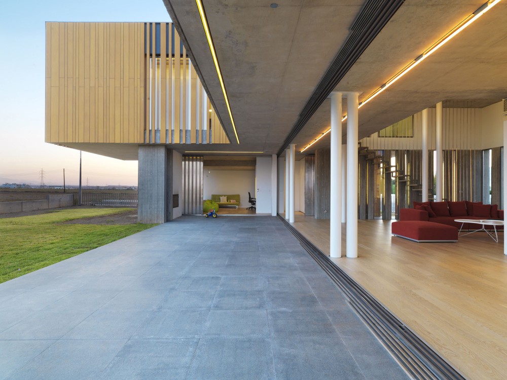 House 0405 / Simpraxis Architects