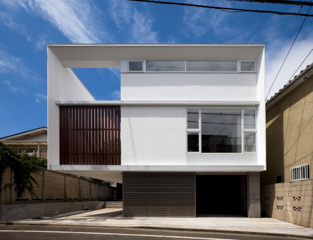 Twin Megaphones / Atelier Tekuto + Yasuhiro Yamashita + Toshiyuki Fujimori