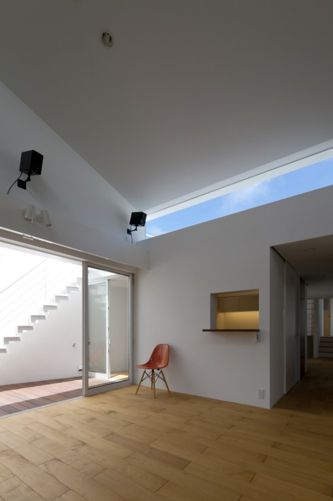 Twin Megaphones / Atelier Tekuto + Yasuhiro Yamashita + Toshiyuki Fujimori